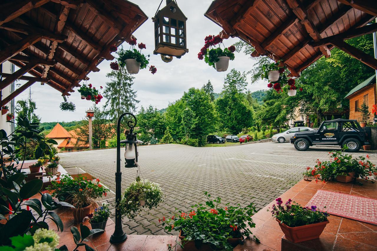 Szandy Sovata Buitenkant foto